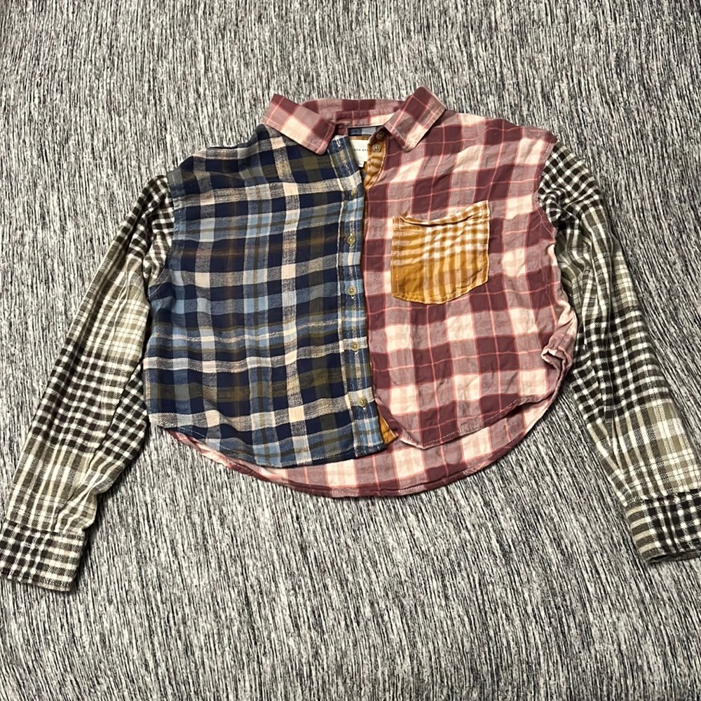 American Eagle long sleeve Cropped flannel